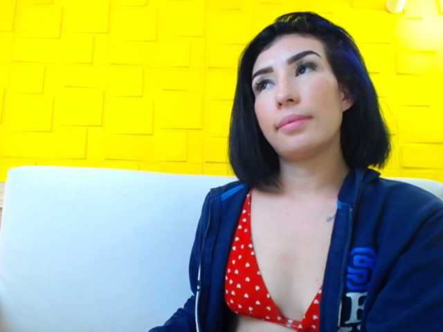 Скриншоты трансляции KattyRuiz