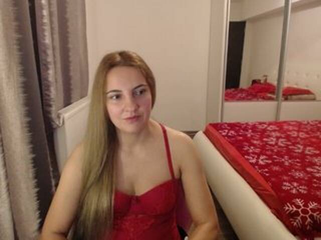 Скриншоты трансляции KATYDIAZ