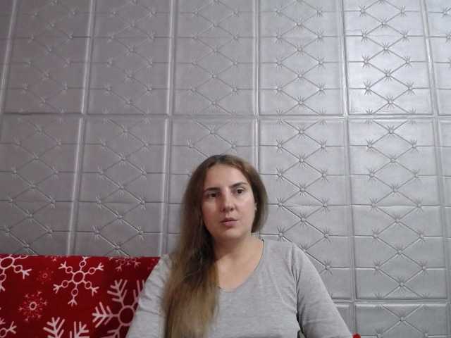 Скриншоты трансляции KATYDIAZ