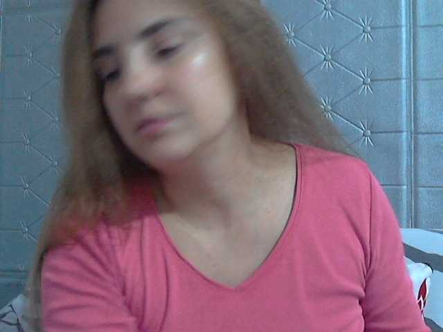 Фотографии KATYDIAZ im horny and ready for fun! join me!