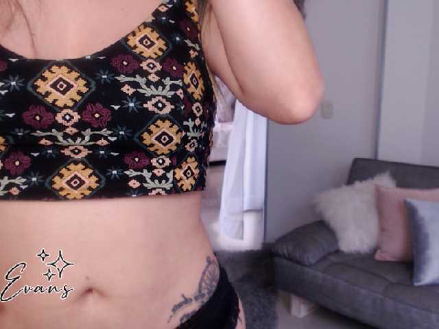 Скриншоты трансляции KatyEvans