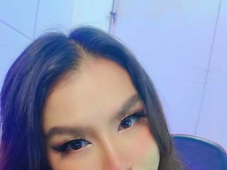 Эротический видеочат KeikoAnne