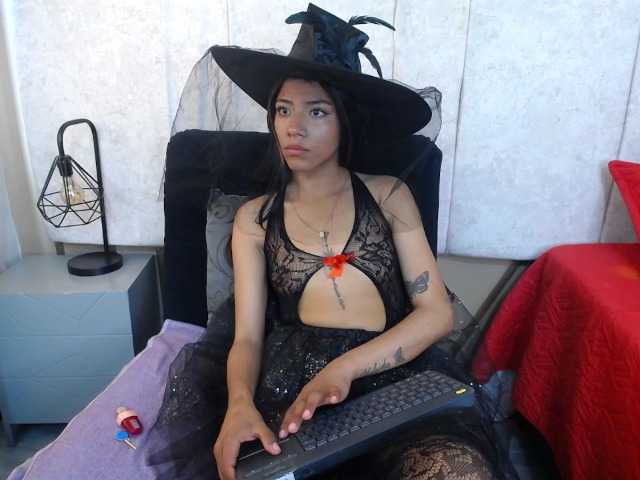 Скриншоты трансляции Keily-Foxxy