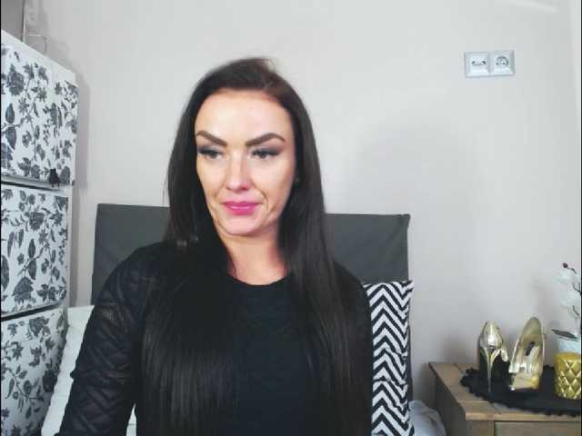 Скриншоты трансляции KelseyBeauty