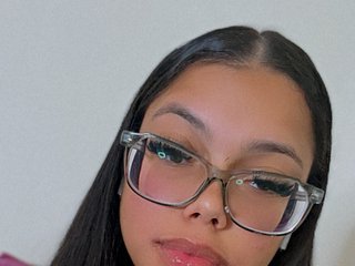 Эротический видеочат Kelx0