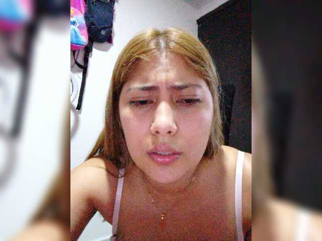 Скриншоты трансляции Kendall-sexy