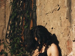 Эротический видеочат Kendall977
