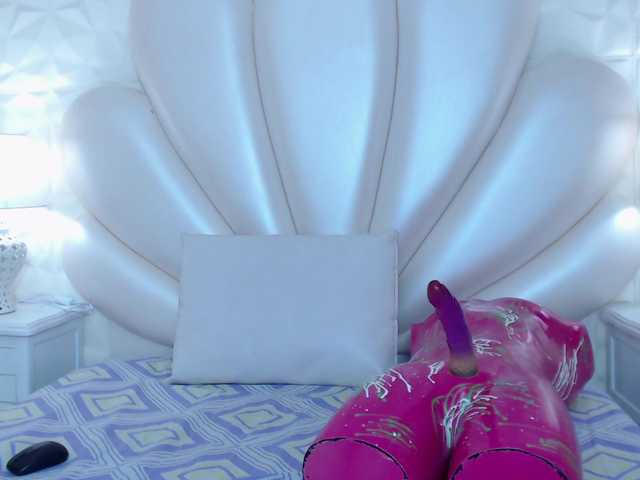 Скриншоты трансляции KendraMaze