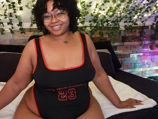 Эротический видеочат Khaya