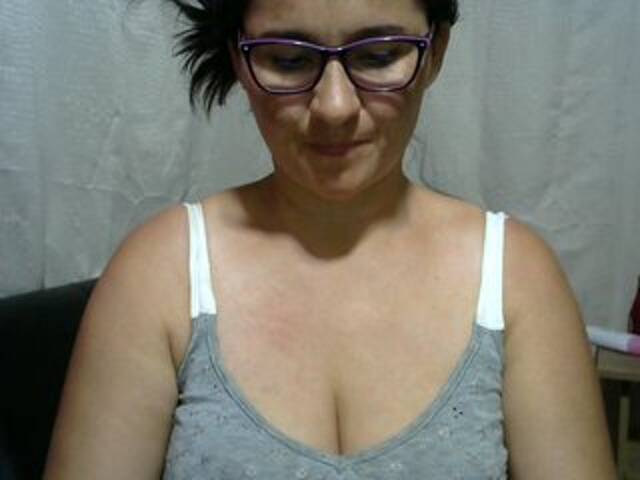 Скриншоты трансляции kiarasexx