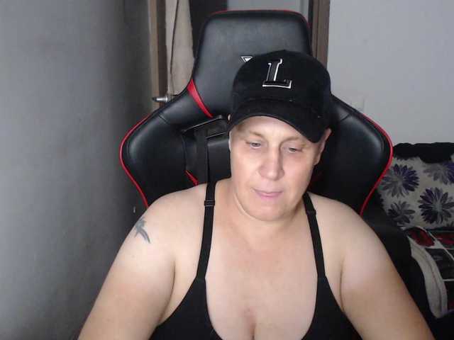Скриншоты трансляции kinkstakinks76