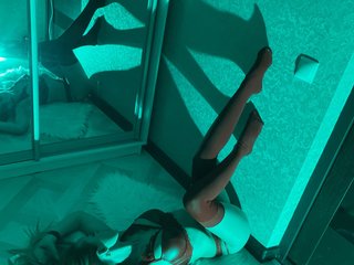 Эротический видеочат Kisalove69