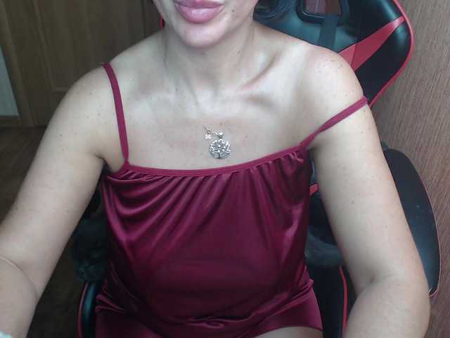 Скриншоты трансляции KissaEva