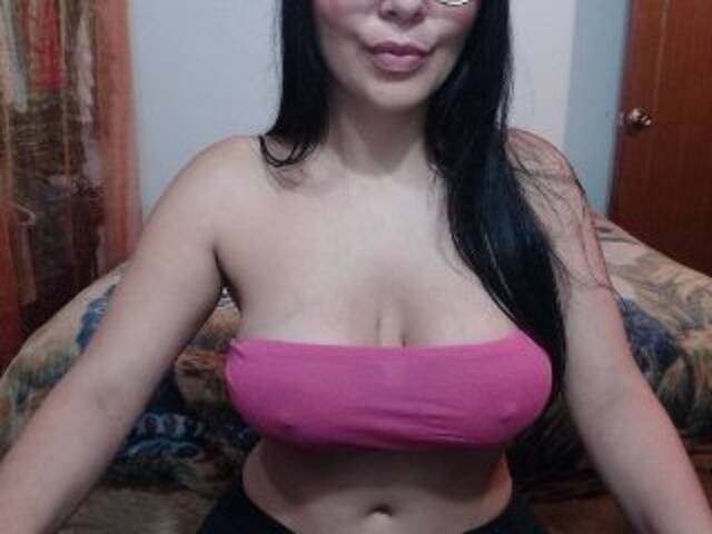 Скриншоты трансляции Kitty-Diamond