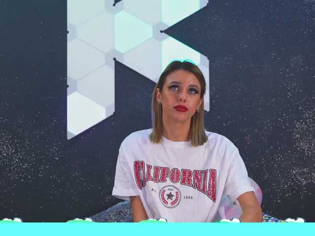 Скриншоты трансляции Kittygy