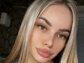 Эротический видеочат Klubnika13
