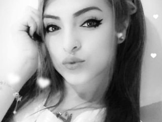 Эротический видеочат Kriis-Nova