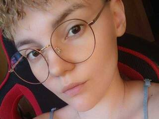 Эротический видеочат Krisfff