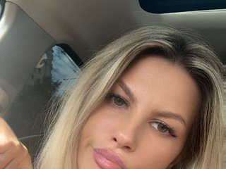 Эротический видеочат KristalJessika