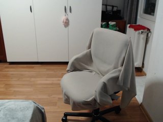 Эротический видеочат kristineexxx