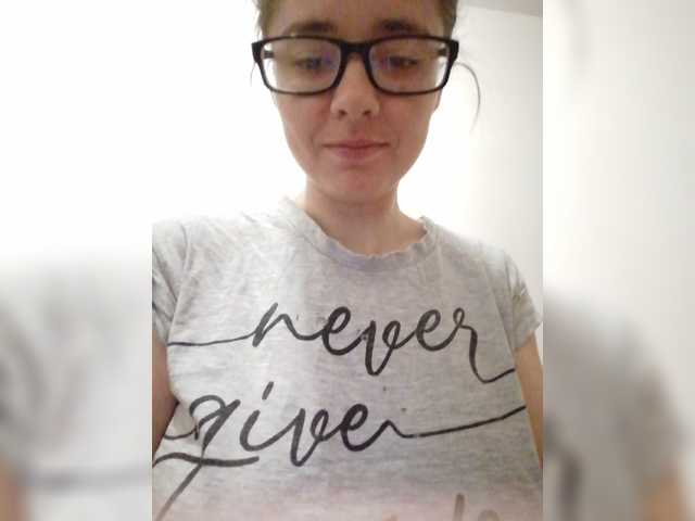 Скриншоты трансляции Kroshka-meow