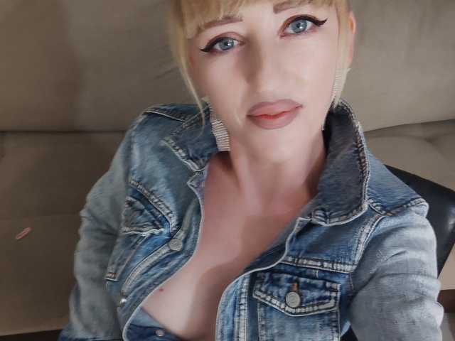 Фотография профиля KrystalDesire