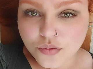 Эротический видеочат Kylemorgan