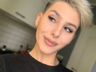 Эротический видеочат kylewhite05