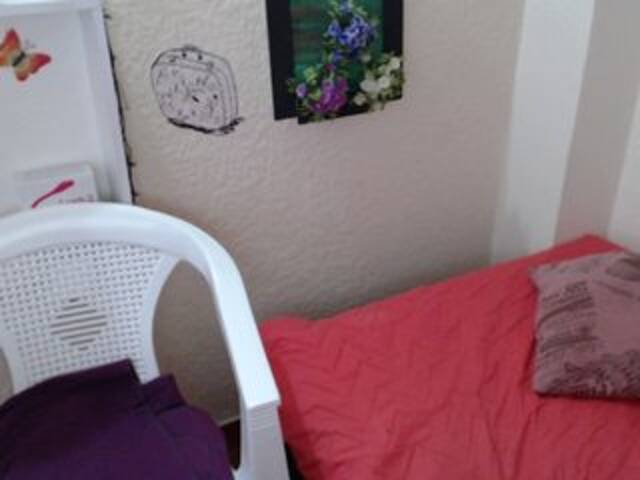 Скриншоты трансляции KylieDaniiels