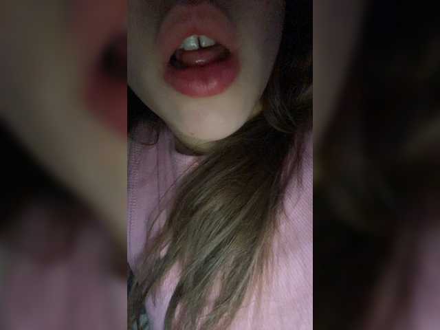 Скриншоты трансляции LollaDolly