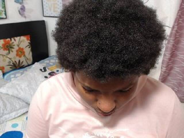 Скриншоты трансляции Laaylaax