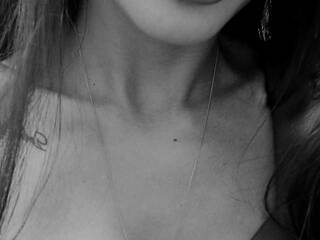 Эротический видеочат Lady-by-billion