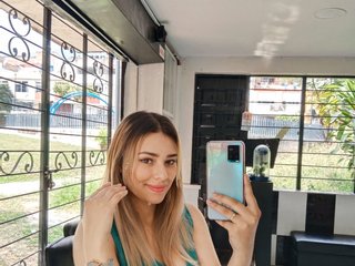 Эротический видеочат LadyCooper