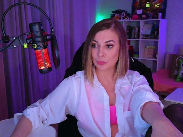 Скриншоты трансляции LadyLLS