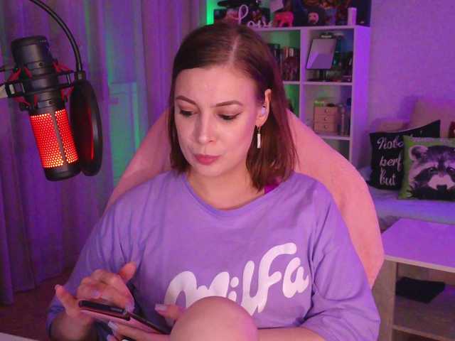 Скриншоты трансляции LadyLLS