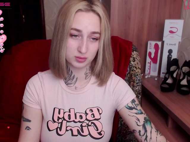 Скриншоты трансляции LadyMoonLight