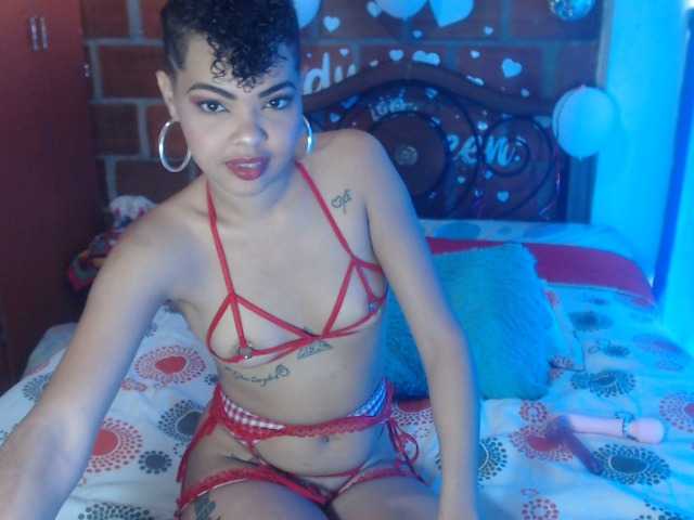 Фотографии ladyqueen19x INSTANT SQUIRT FOR 100 tokens ,how much squirt make me ?? #anal #squirt #ebony