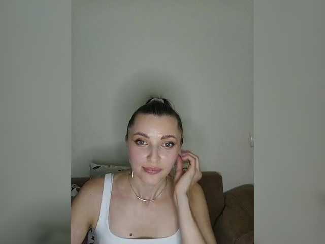 Скриншоты трансляции Lakshmi