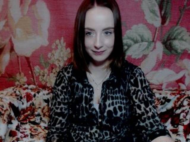 Скриншоты трансляции LaraGlamour