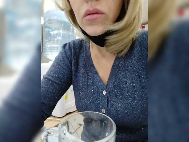 Скриншоты трансляции Lesya_sweet