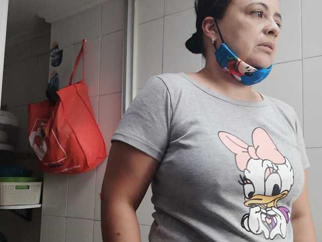 Скриншоты трансляции chicafresita