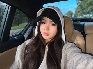 Эротический видеочат LatrishaAltigs