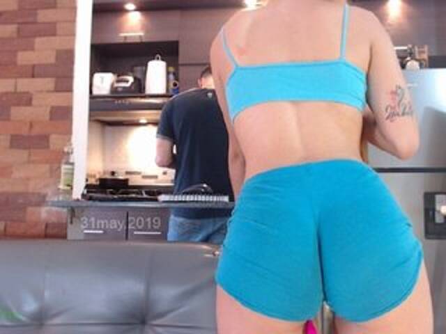 Скриншоты трансляции lauandyx