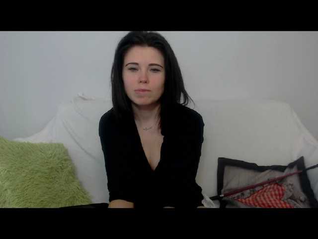 Скриншоты трансляции LauraHot