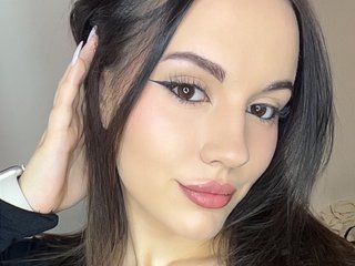 Эротический видеочат LaylaCute