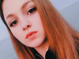 Эротический видеочат LayrenSilver