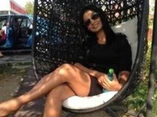 Эротический видеочат leelooo