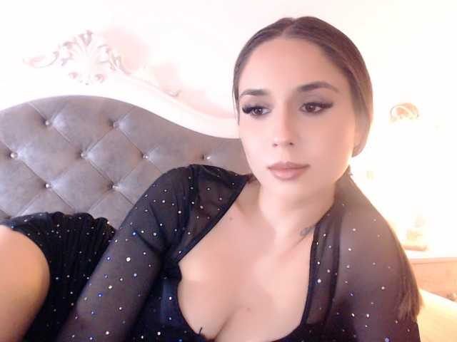 Скриншоты трансляции Leila34