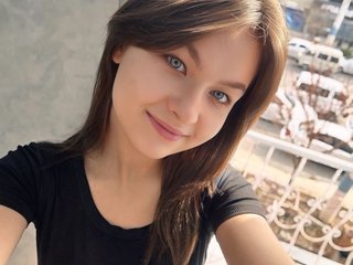 Эротический видеочат LeonEveret