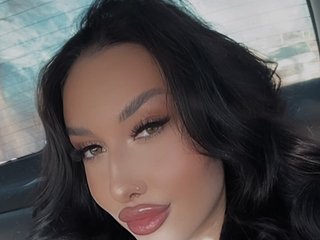 Эротический видеочат LeriKissme